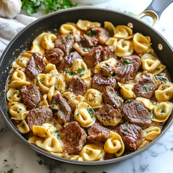 Garlic Steak Tortellini Skillet: A Flavorful One-Pan Delight